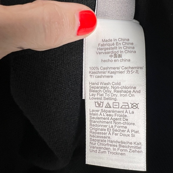 NEW J. Crew Women's Black 100% Cashmere Relaxed Boyfriend Crewneck Sweater XS - Picture 9 of 9